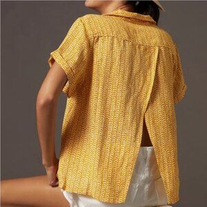ANTHROPOLOGIE CLASSIC SURF SHIRT YELLOW MOTIF FLY AWAY BACK MEDIUM NWT